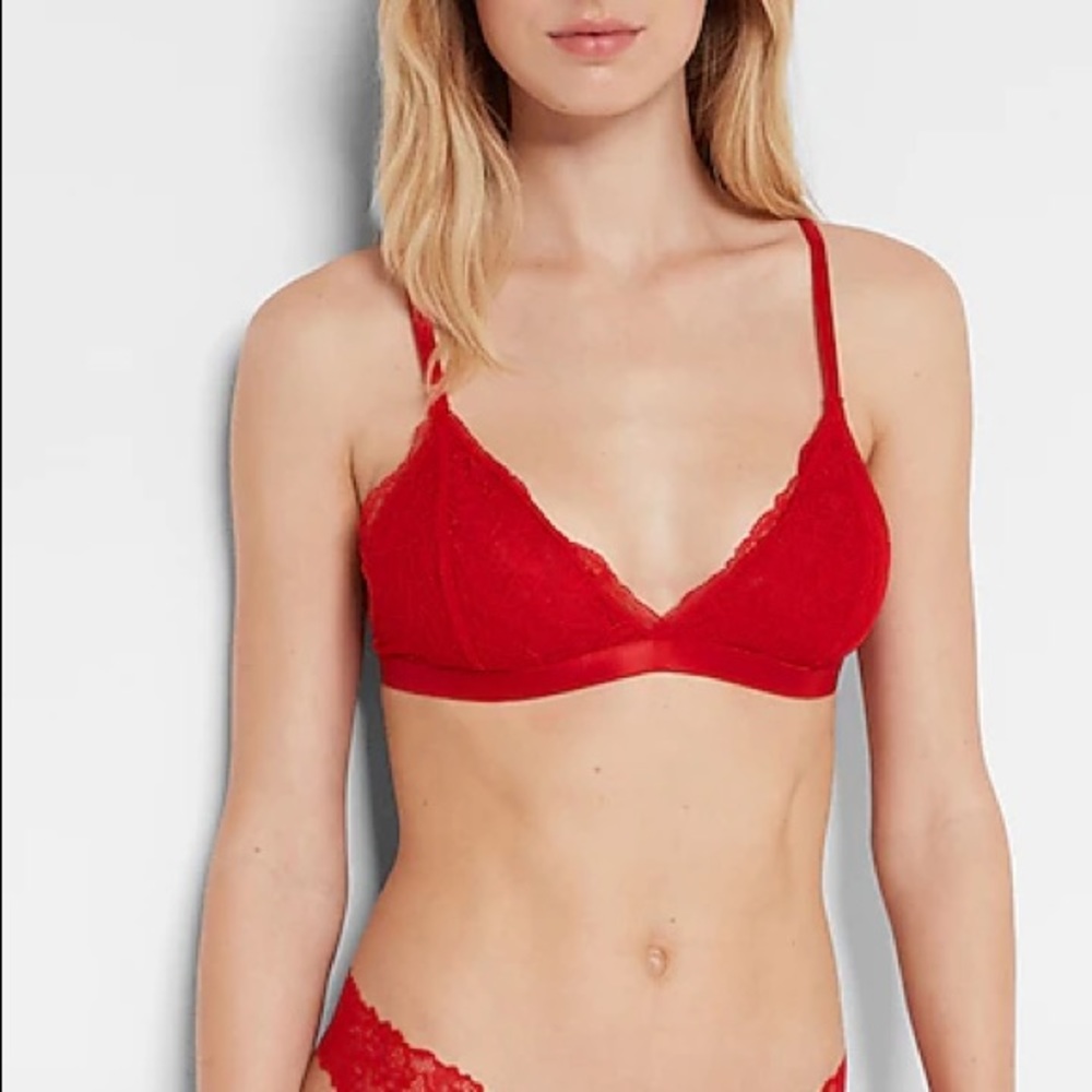 NWT EXPRESS Women Wireless Lace Triangle Red Bralette Size L